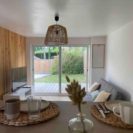 Villa Maisonnette Avec Jardin A Ares Extérieur photo